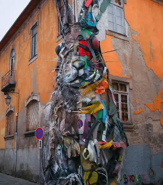 street art porto Half Rabbit