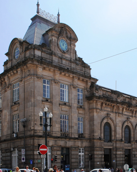 estação sao bento fachada atual Façade actuelle de la gare de São Bento